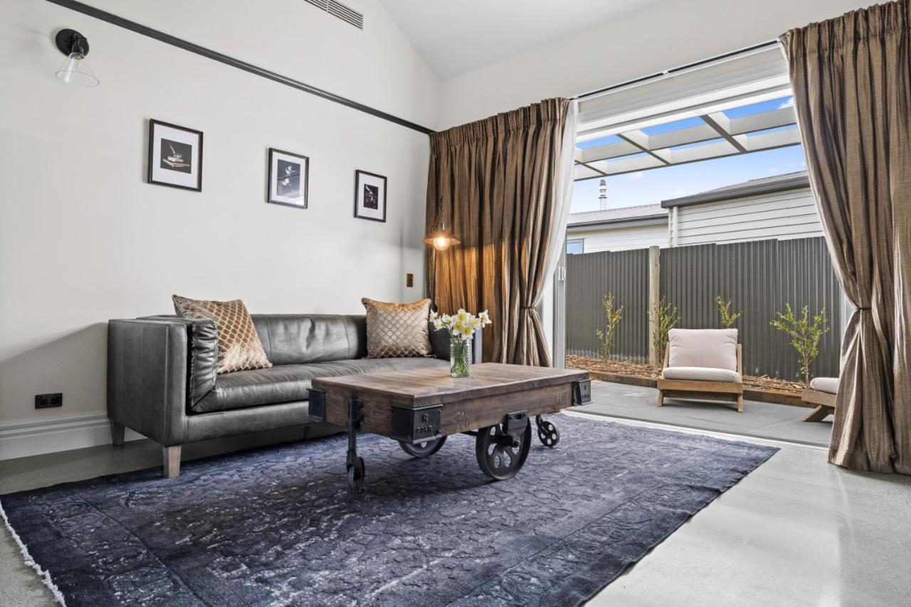 Black Stilt Cottage, Luxury In Ferienhaus *